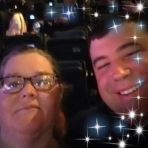 Meet your Posher, Robin